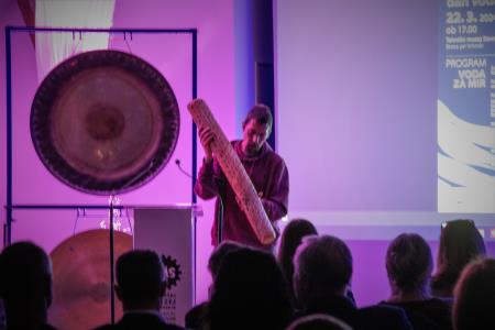 Moja reka praznuje 2024 - nastop Karla Vizka 2